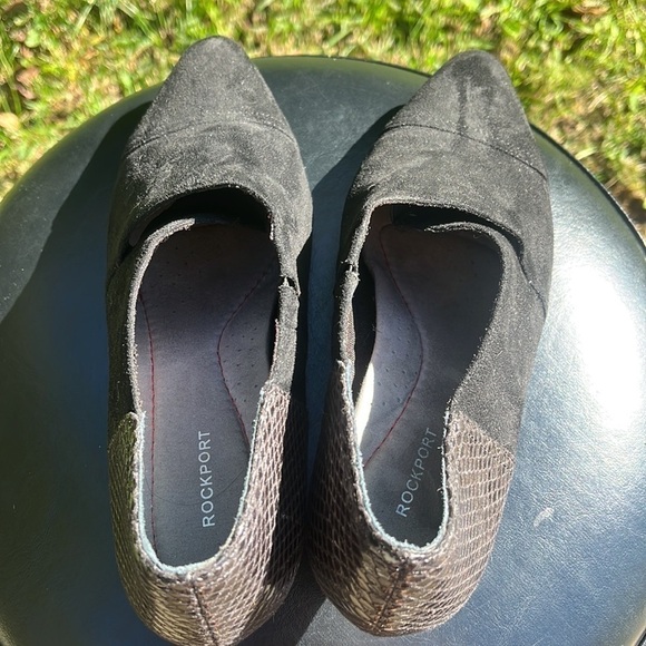 ROCKPORT Black Suede & Snakeskin
Heels / Pumps, Womens Size 8 - Picture 9 of 12